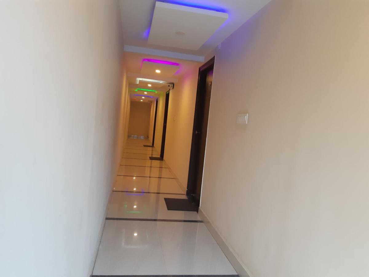 Cnr Residency Hotel Madanapalle Luaran gambar